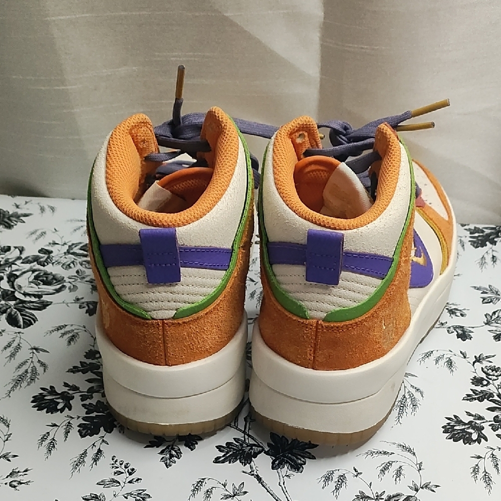Nike Women's Sneakers - Orange, Purple, Green‎ - Picture 4 of 9